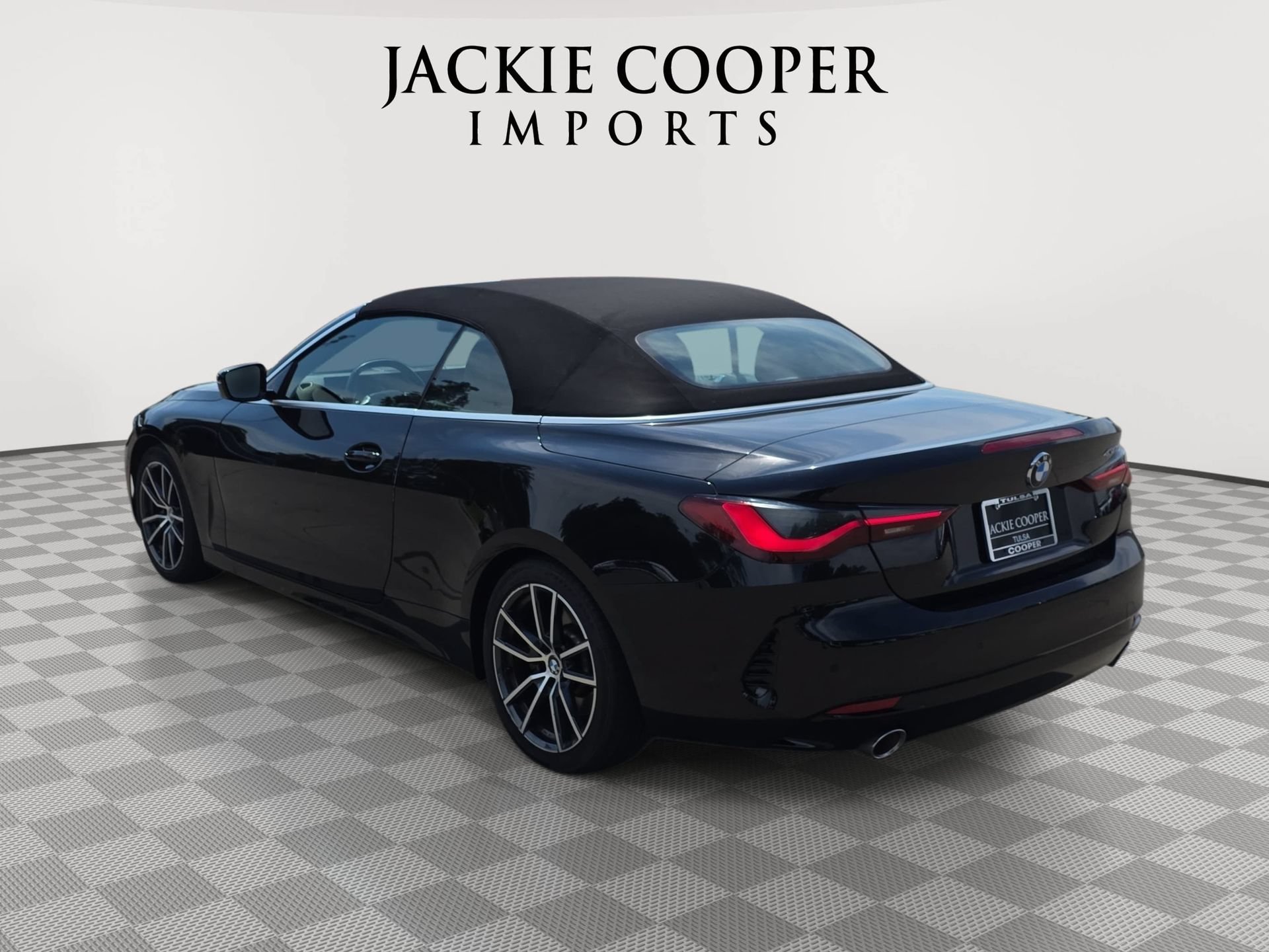 Used 2025 BMW 430i Convertible RWD image 7