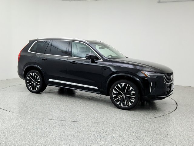 New 2026 Volvo XC90 B6 Plus w/ Protection Package AWD/4WD image 3