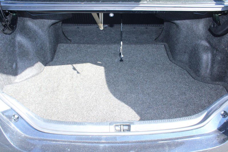 Used 2016 Toyota Camry XLE image 8