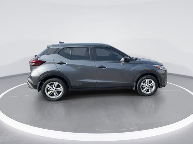 Used 2025 Nissan Kicks Play S FWD image 8