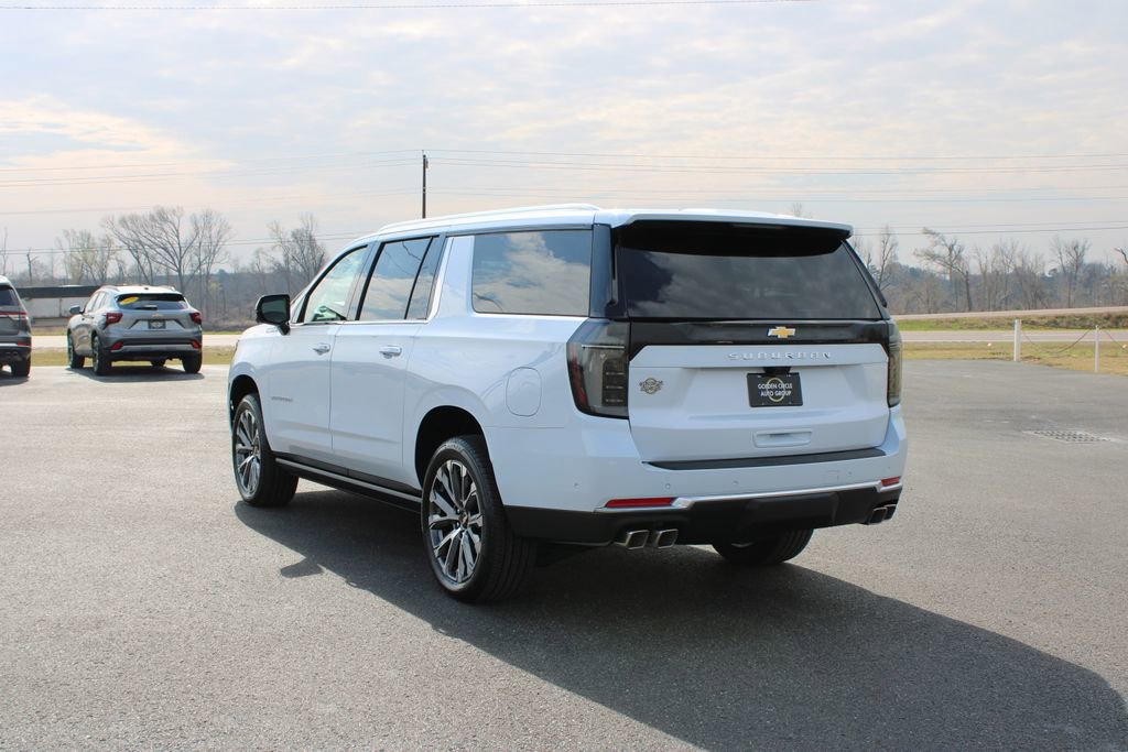 New 2026 Chevrolet Suburban High Country image 7