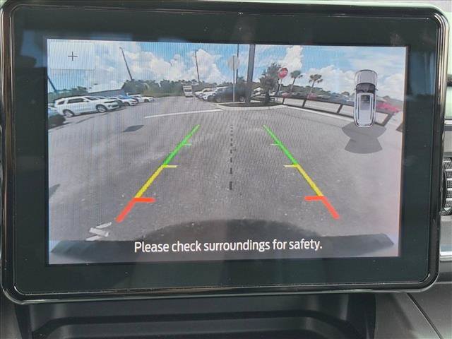 Used 2021 Ford Explorer XLT w/ Equipment Group 202A AWD/4WD image 9