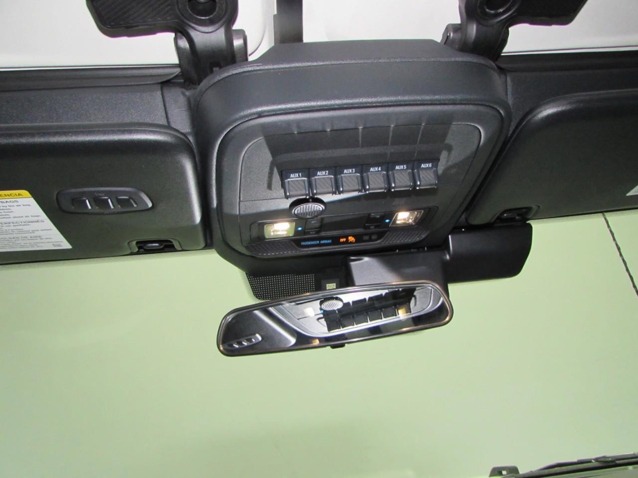 New 2025 Ford Bronco Badlands image 18