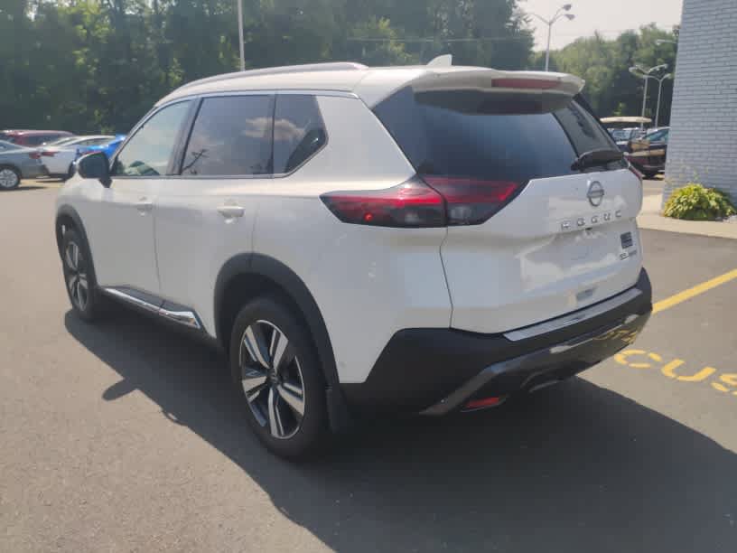 Used 2023 Nissan Rogue SL w/ SL Premium Package AWD/4WD image 4