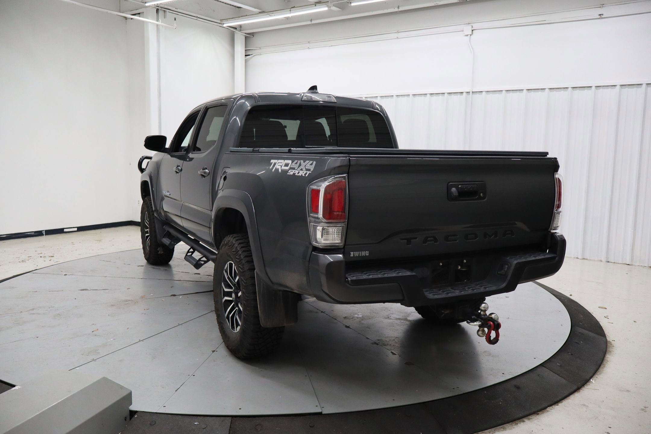Used 2021 Toyota Tacoma TRD Sport image 8
