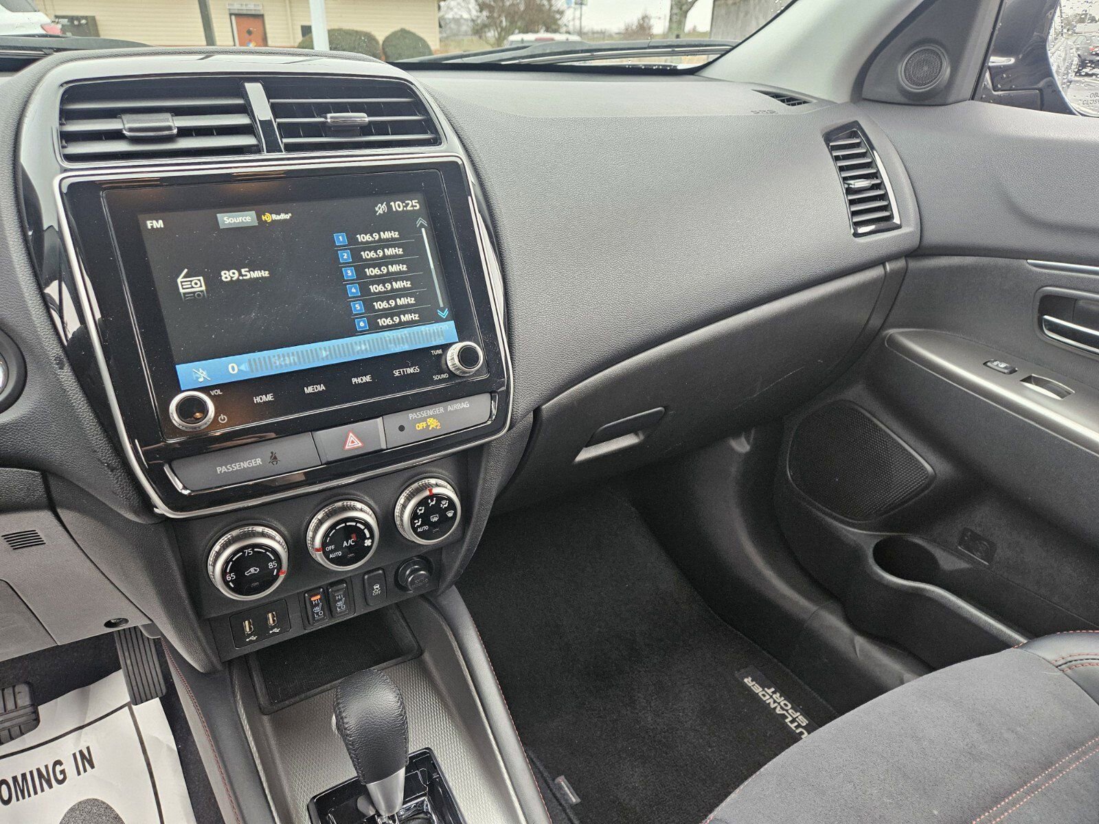 Used 2025 Mitsubishi Outlander Sport SE image 21