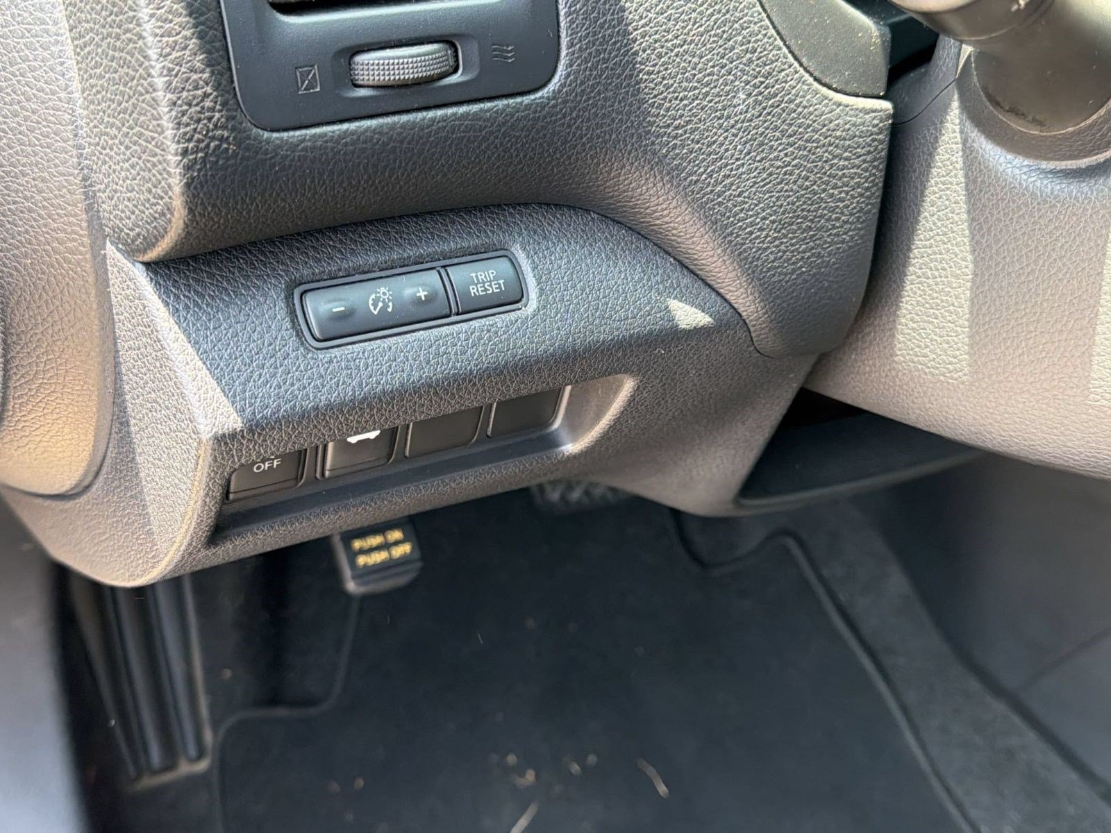 Used 2013 Nissan Altima 2.5 S FWD image 19