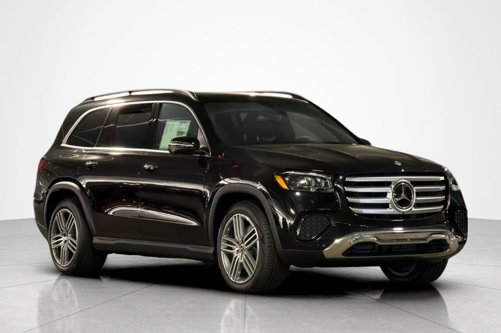 New 2026 Mercedes-Benz GLS 450 4MATIC image 7