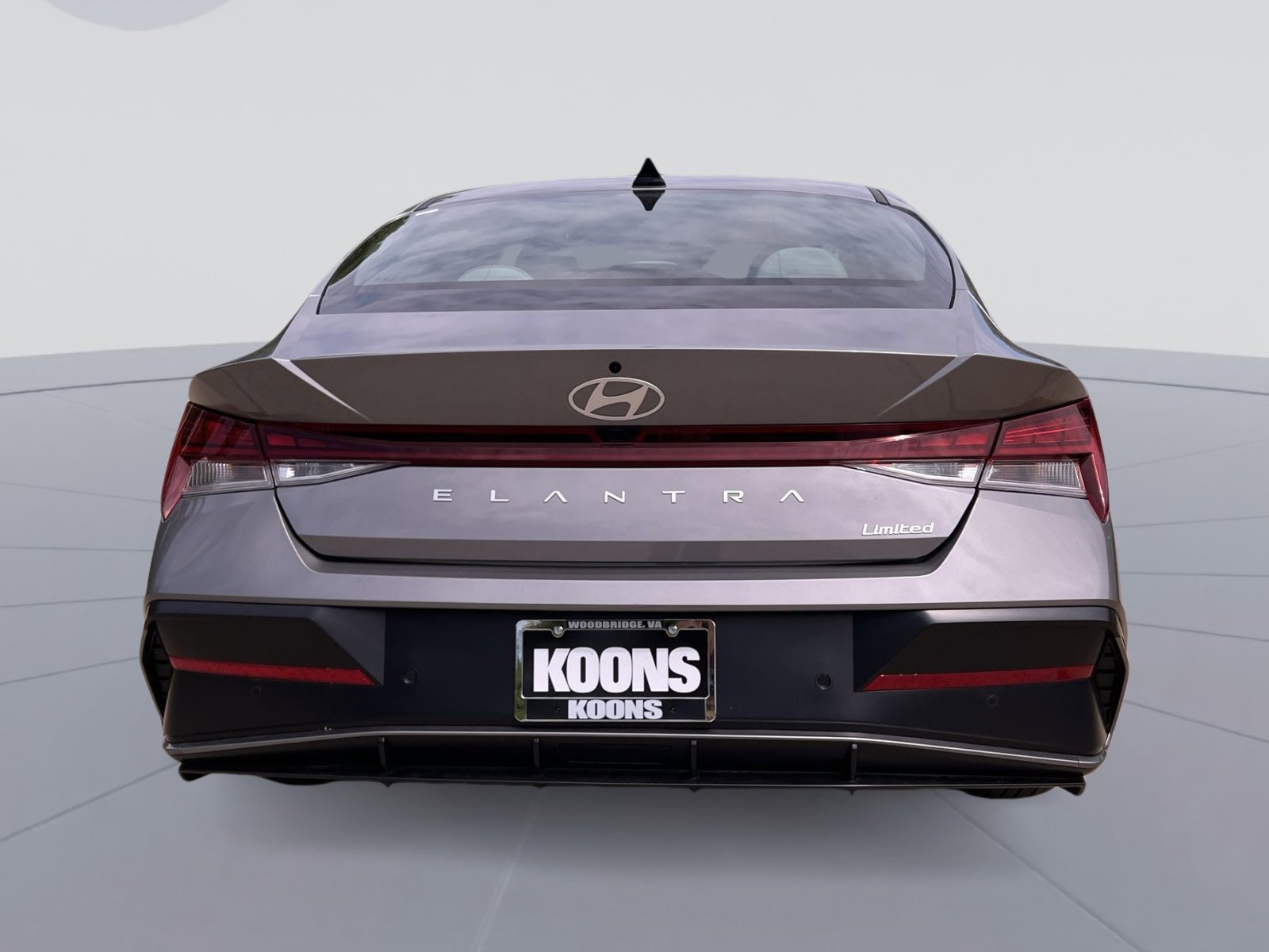 Used 2024 Hyundai Elantra Limited FWD image 10
