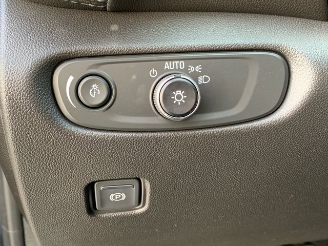 Used 2022 Chevrolet Blazer LT image 24