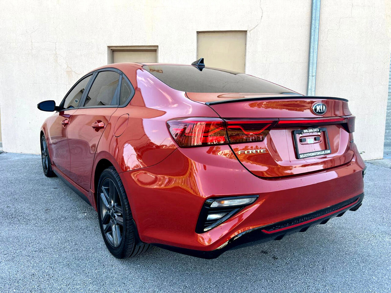 Used 2021 Kia Forte GT-Line image 2