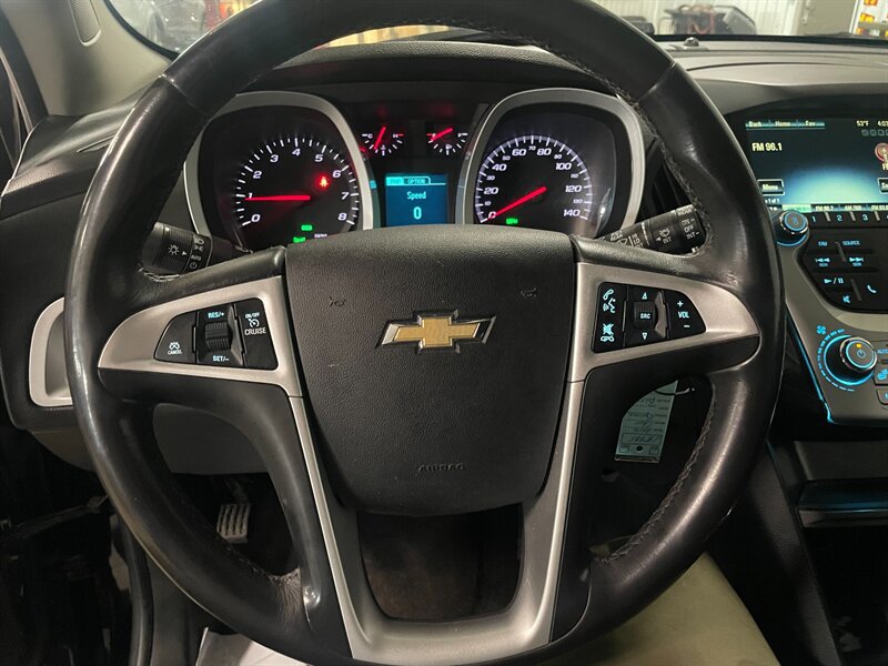 Used 2016 Chevrolet Equinox LTZ w/ Enhanced Convenience Package AWD/4WD image 9
