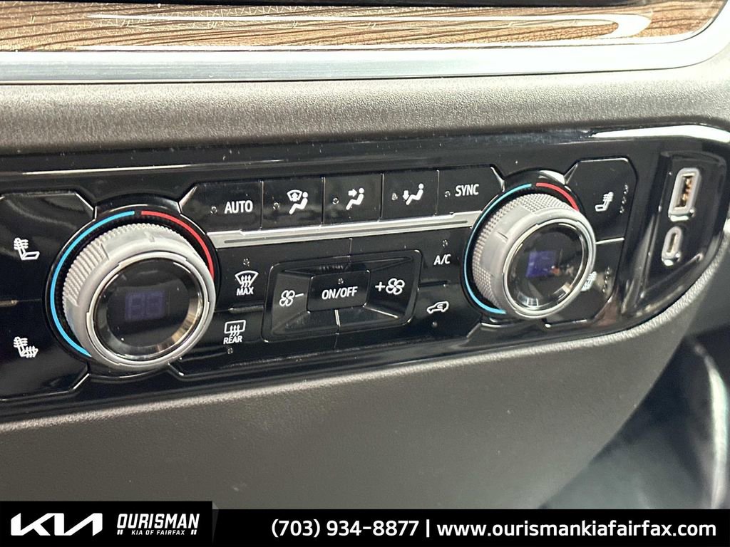 Used 2022 Chevrolet Silverado 1500 LT image 13