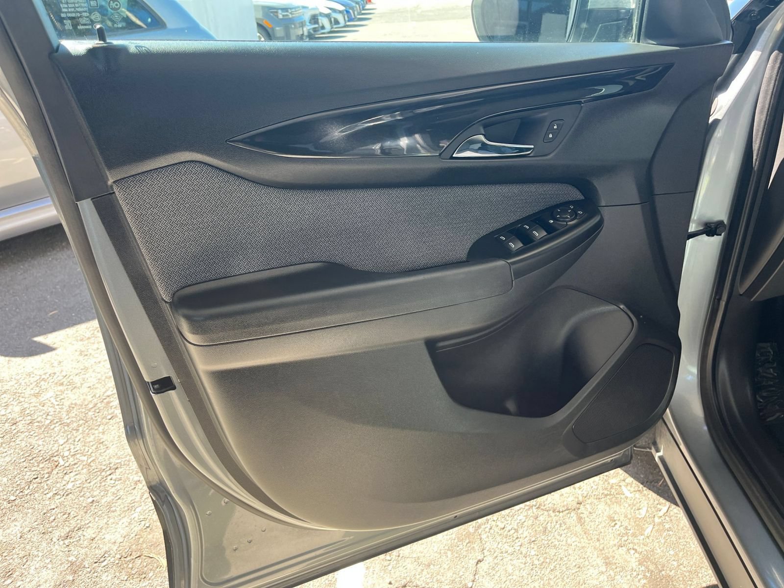 Used 2025 Chevrolet TrailBlazer LT FWD image 18