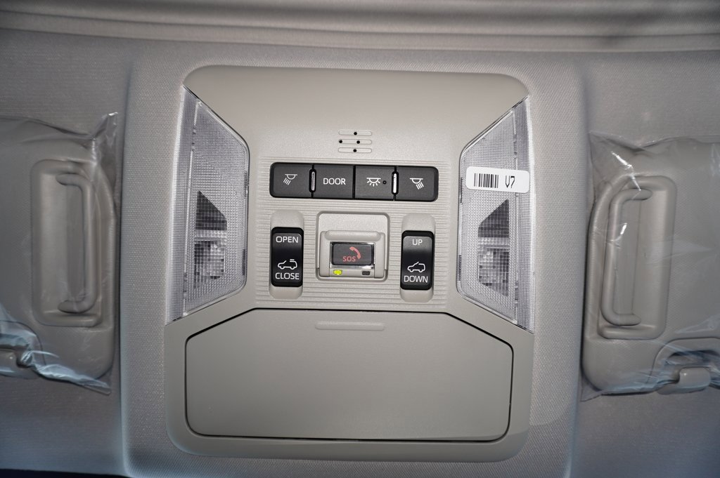 New 2025 Toyota RAV4 XLE image 18