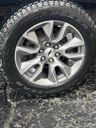 Used 2019 Chevrolet Silverado 1500 RST w/ All-Star Edition image 5