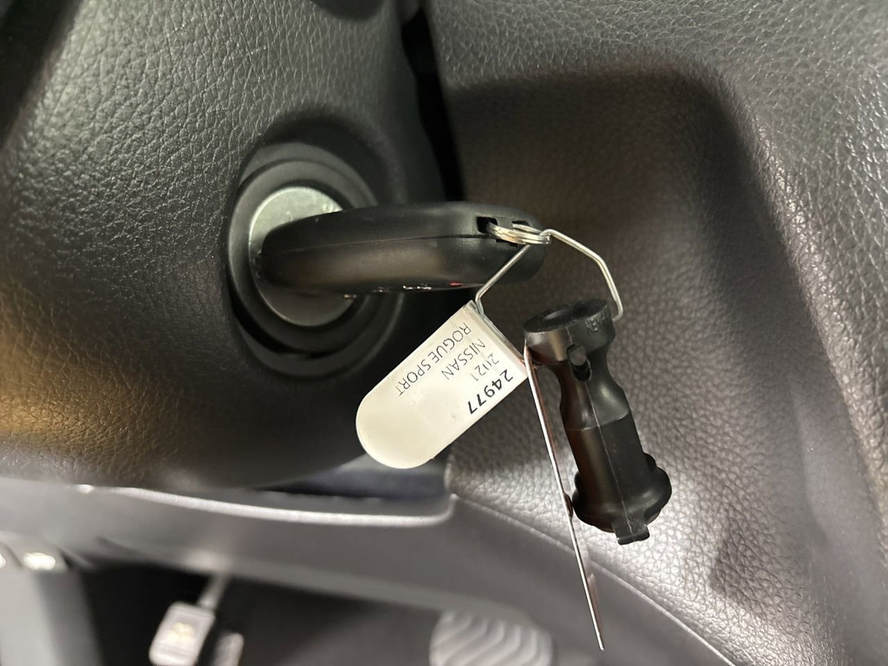 Used 2021 Nissan Rogue Sport S image 14