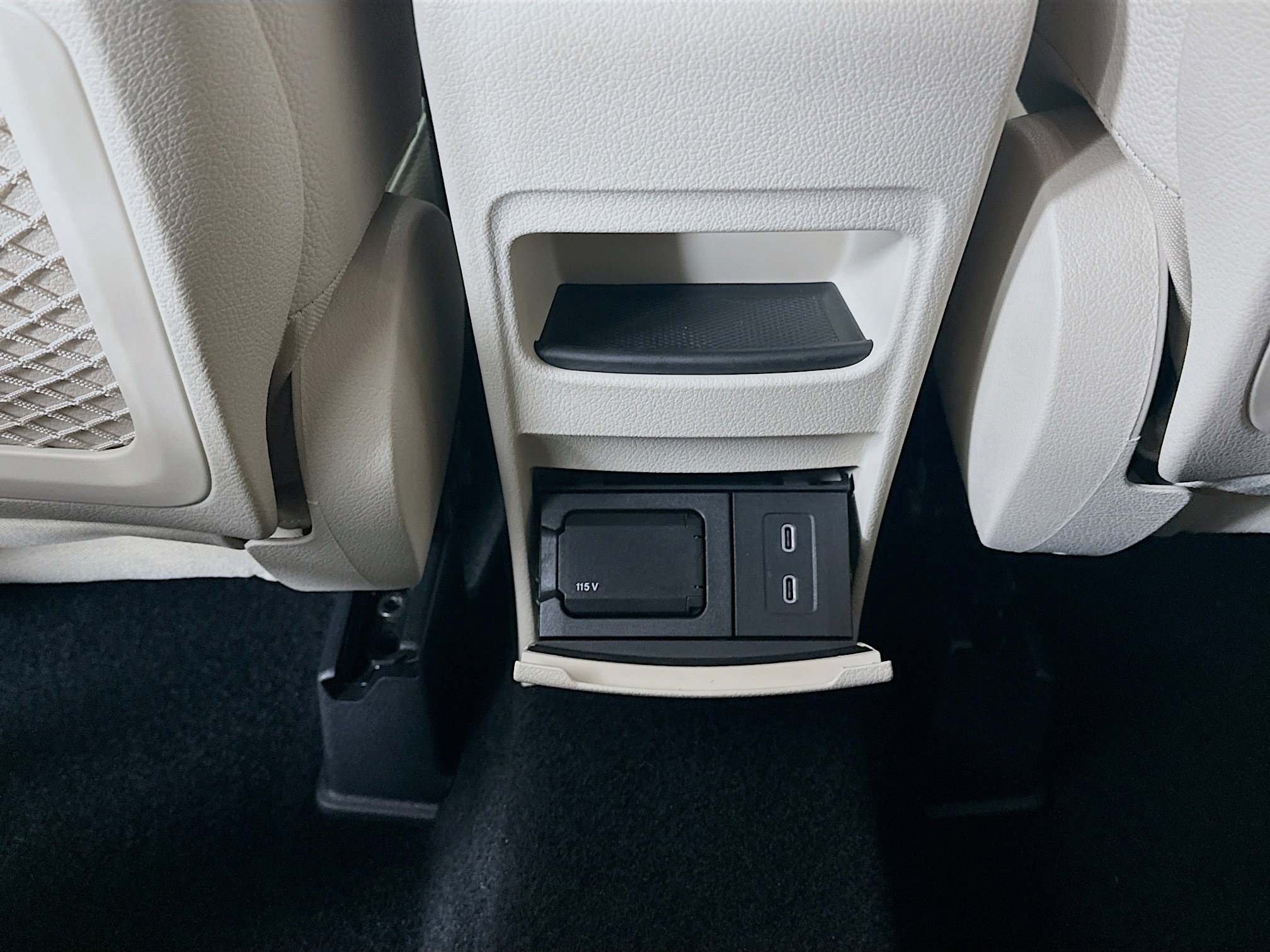 Certified 2025 Mercedes-Benz GLB 250 4MATIC image 32