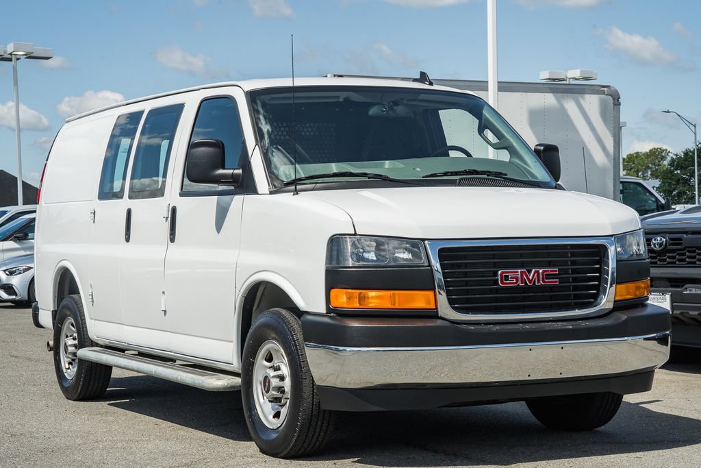 Used 2024 GMC Savana 2500 w/ Driver Convenience Package RWD image 1