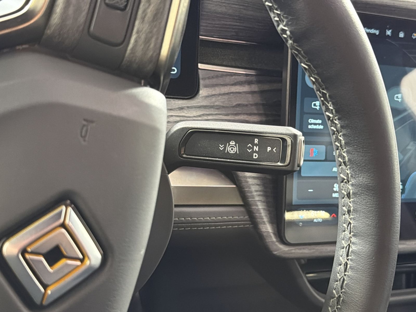 Used 2022 Rivian R1S Launch Edition AWD/4WD image 22