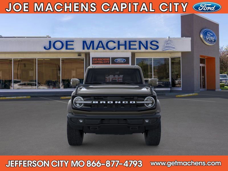 New 2025 Ford Bronco Outer Banks image 8