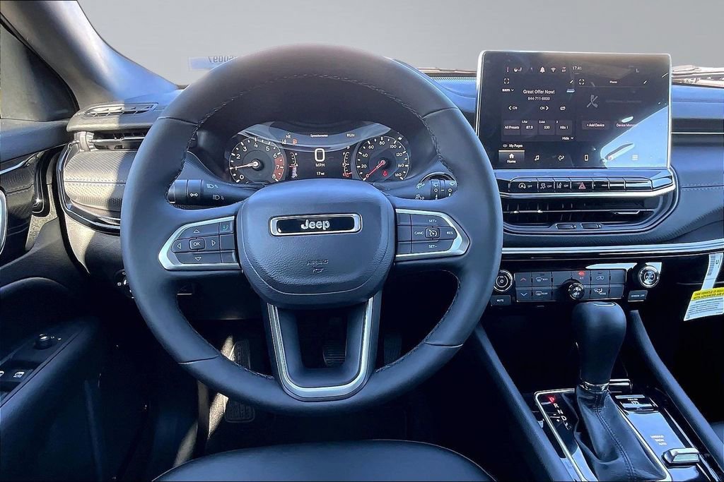 New 2026 Jeep Compass Latitude image 5