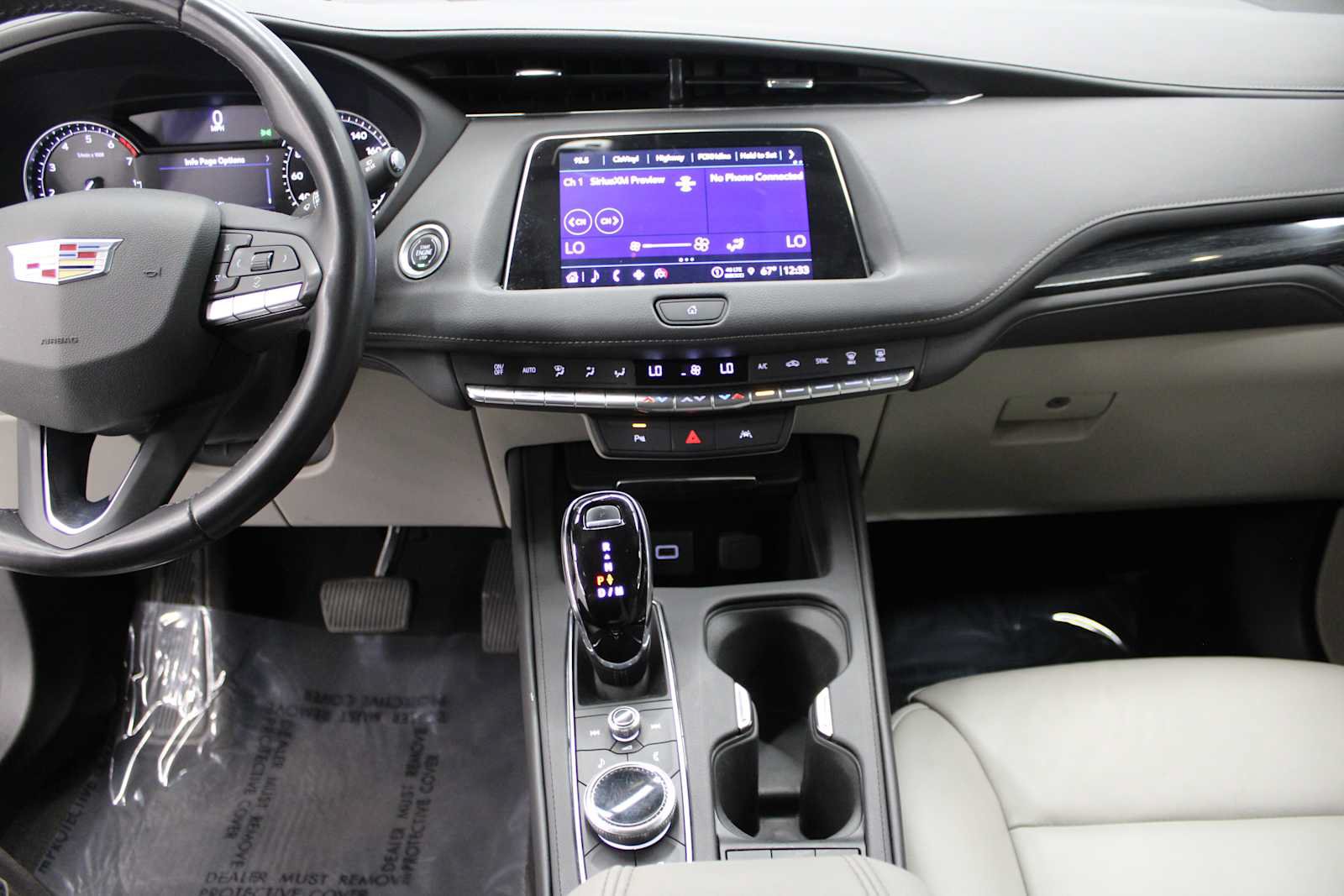 Used 2023 Cadillac XT4 Premium Luxury AWD/4WD image 24