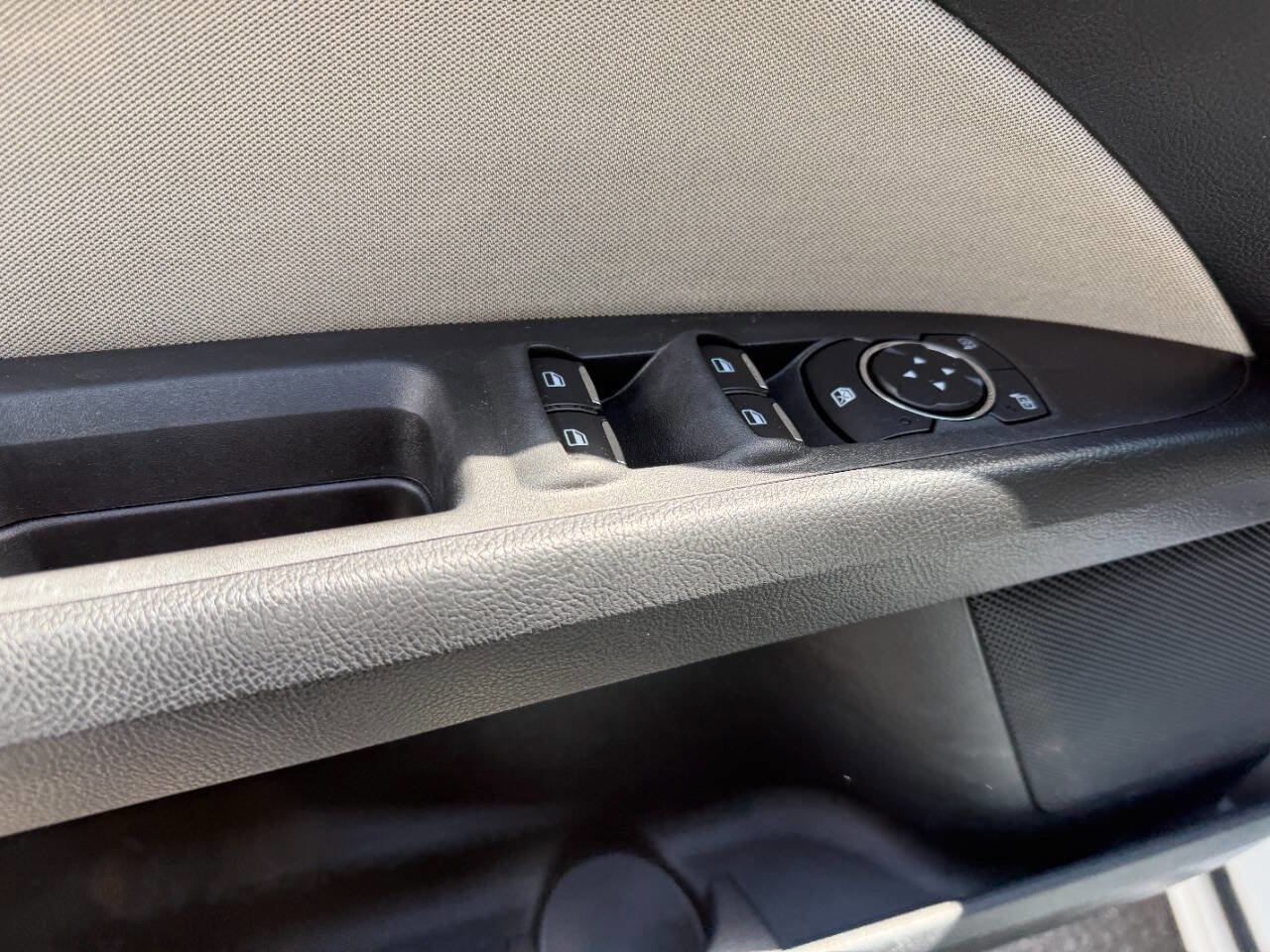 Used 2019 Ford Fusion S image 12