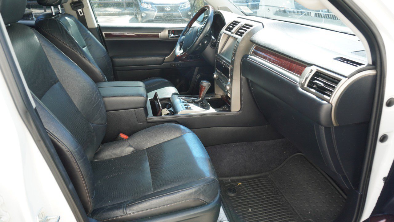 Used 2018 Lexus GX 460 Premium AWD/4WD image 9