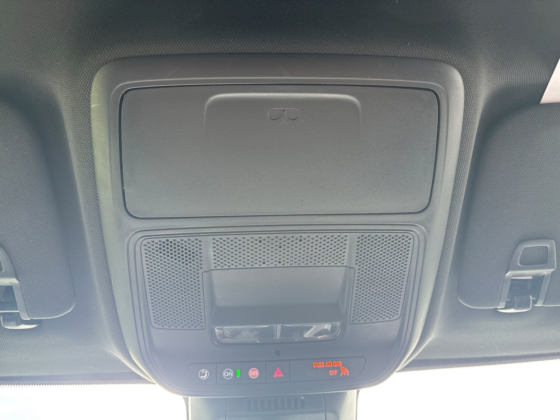 Used 2025 Chevrolet Equinox LT w/ Convenience Package II AWD/4WD image 24