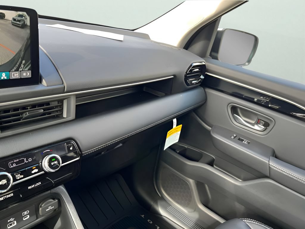 Used 2025 Honda Pilot EX-L image 22