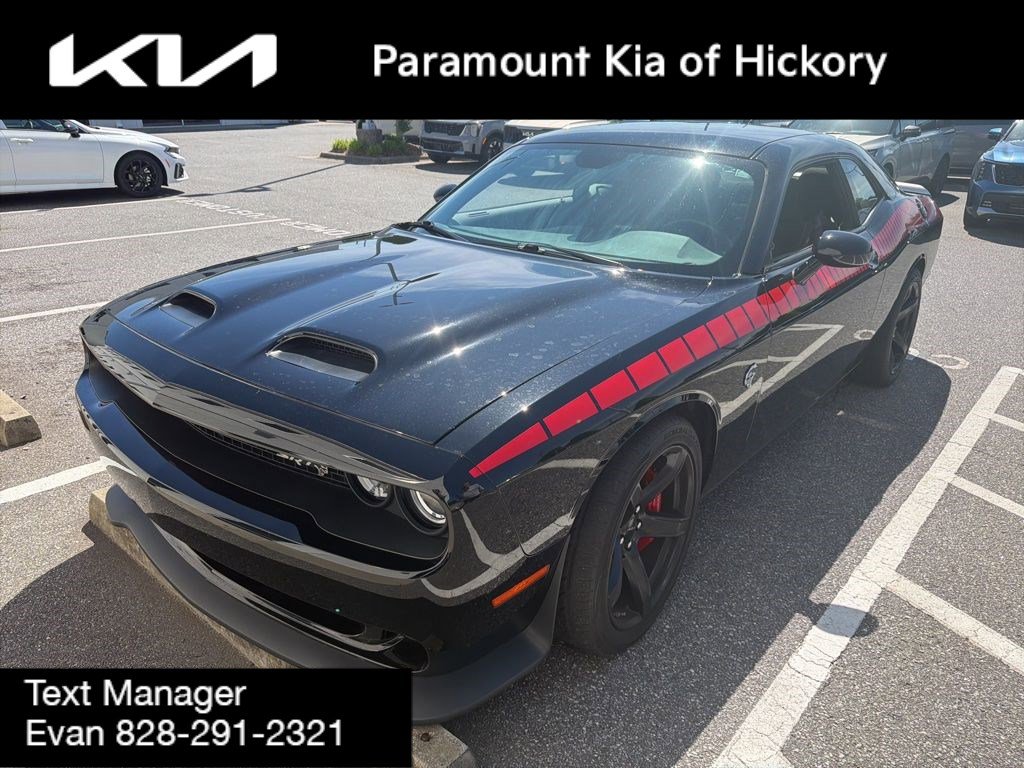 Used 2020 Dodge Challenger SRT Hellcat RWD image 2