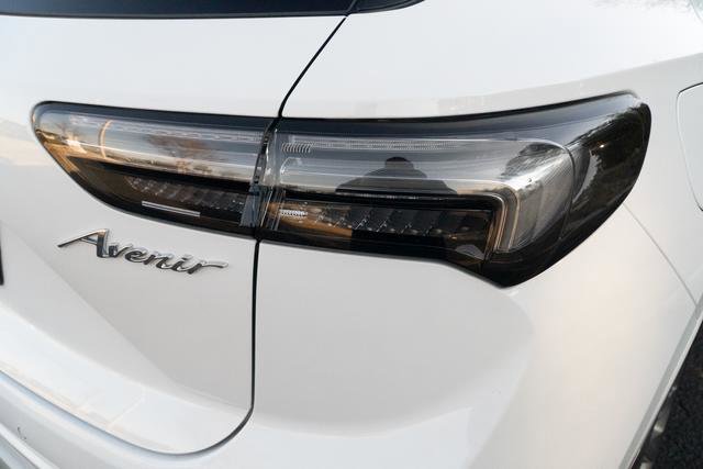 Used 2021 Buick Envision Avenir w/ Technology Package II image 33