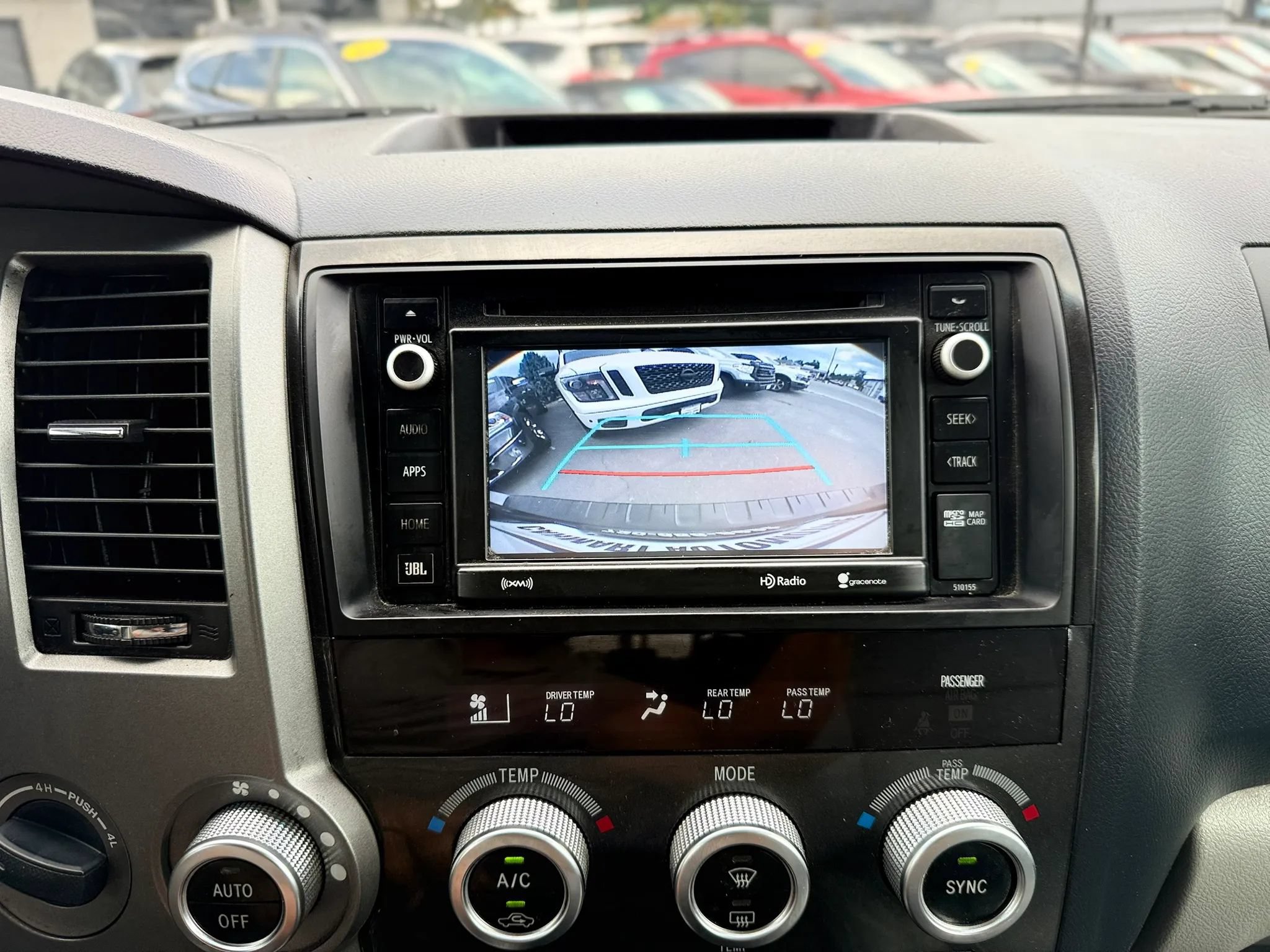 Used 2017 Toyota Sequoia Platinum AWD/4WD image 40