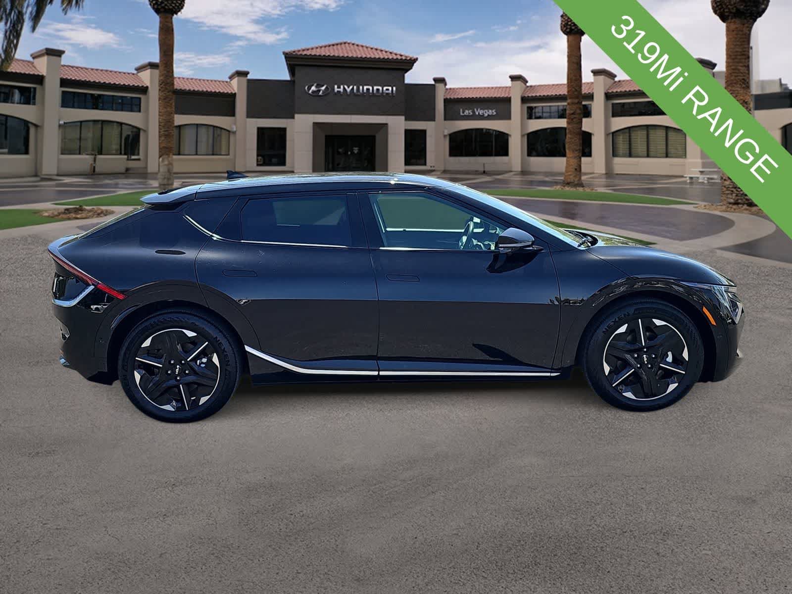 Used 2025 Kia EV6 Wind RWD image 9