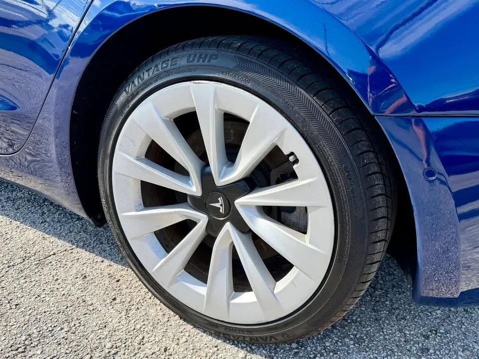 Used 2022 Tesla Model 3 RWD image 6