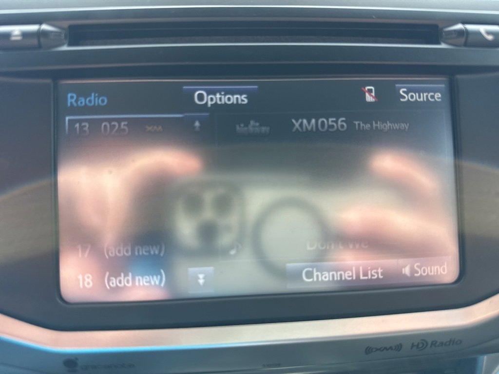 Used 2018 Toyota 4Runner SR5 Premium image 12