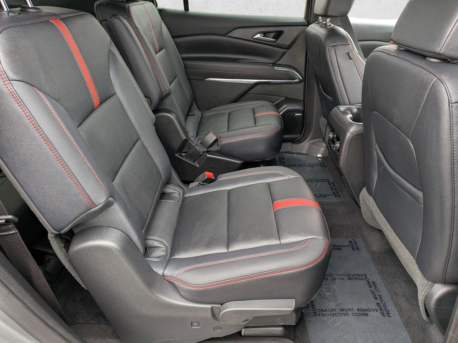 Used 2026 Chevrolet Traverse RS AWD/4WD image 24