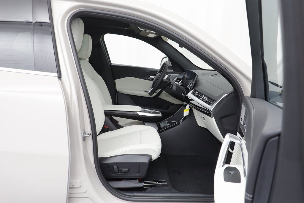 New 2026 BMW X2 xDrive28i w/ Convenience Package image 19