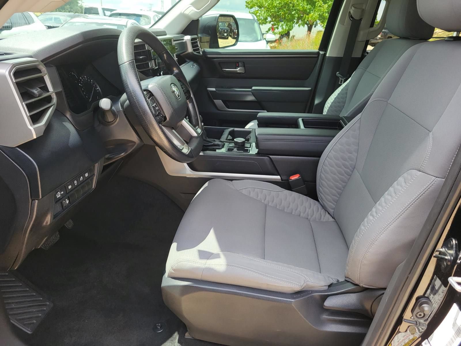 Used 2024 Toyota Tundra SR5 AWD/4WD image 19