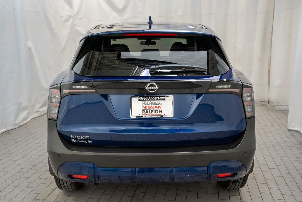 Certified 2025 Nissan Kicks S image 4