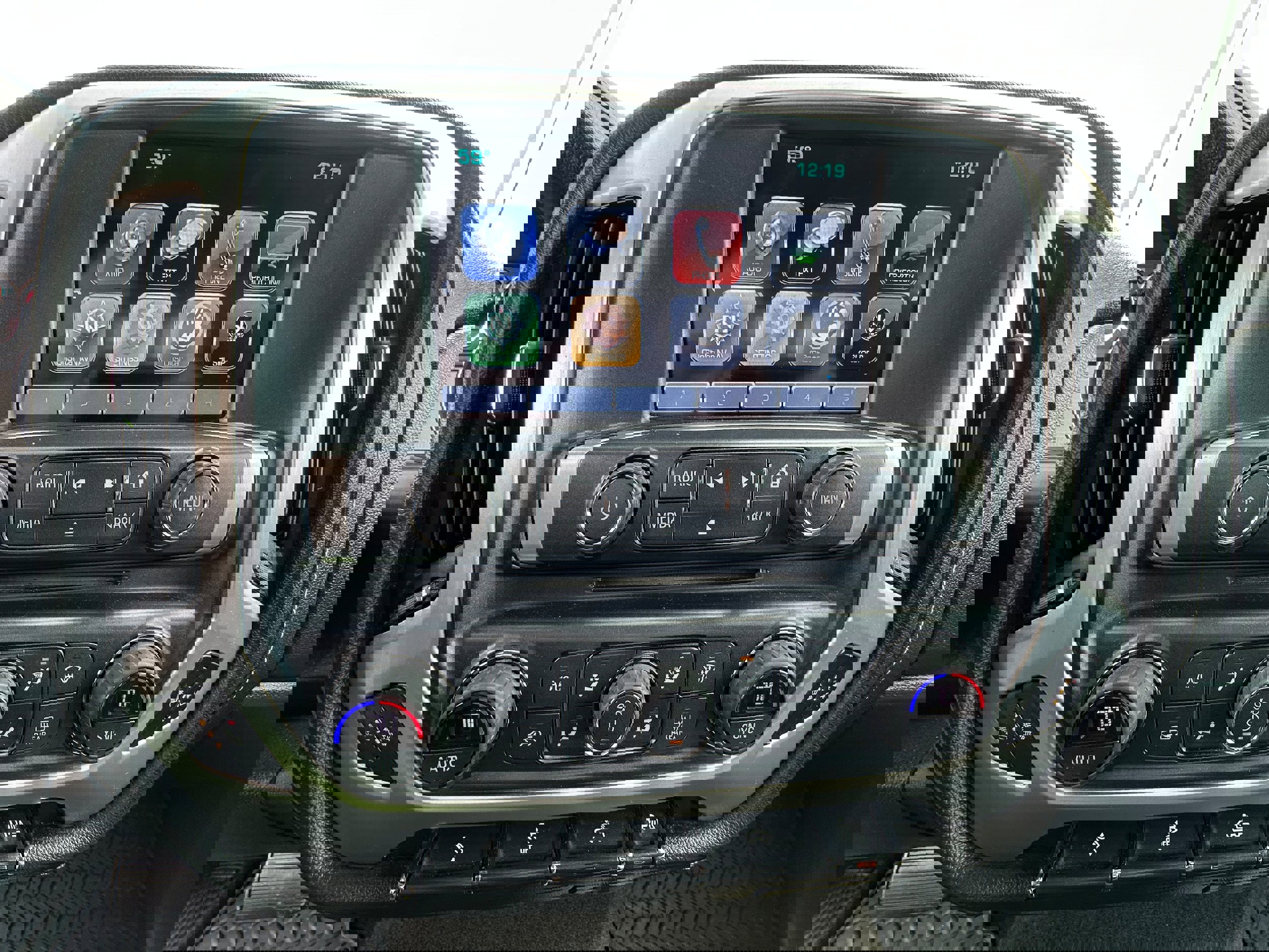 Used 2017 GMC Sierra 1500 SLE w/ SLE Value Package image 25