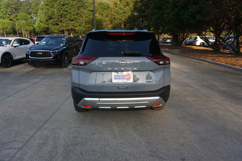 Used 2023 Nissan Rogue Platinum FWD image 21