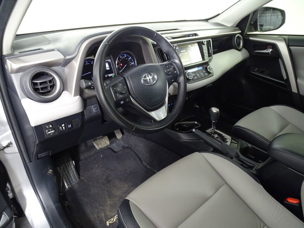 Used 2018 Toyota RAV4 Limited image 23