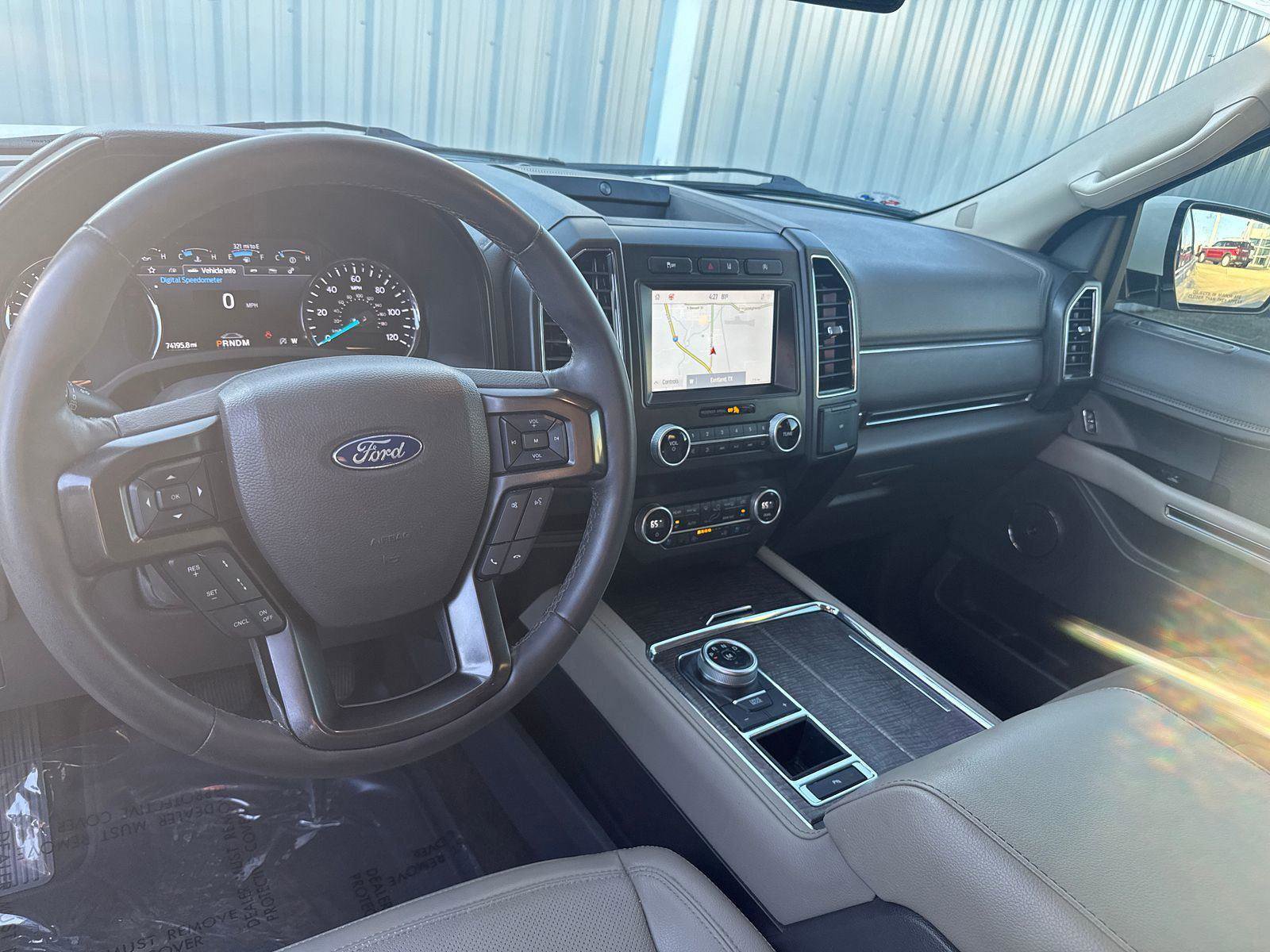 Used 2021 Ford Expedition Limited image 6