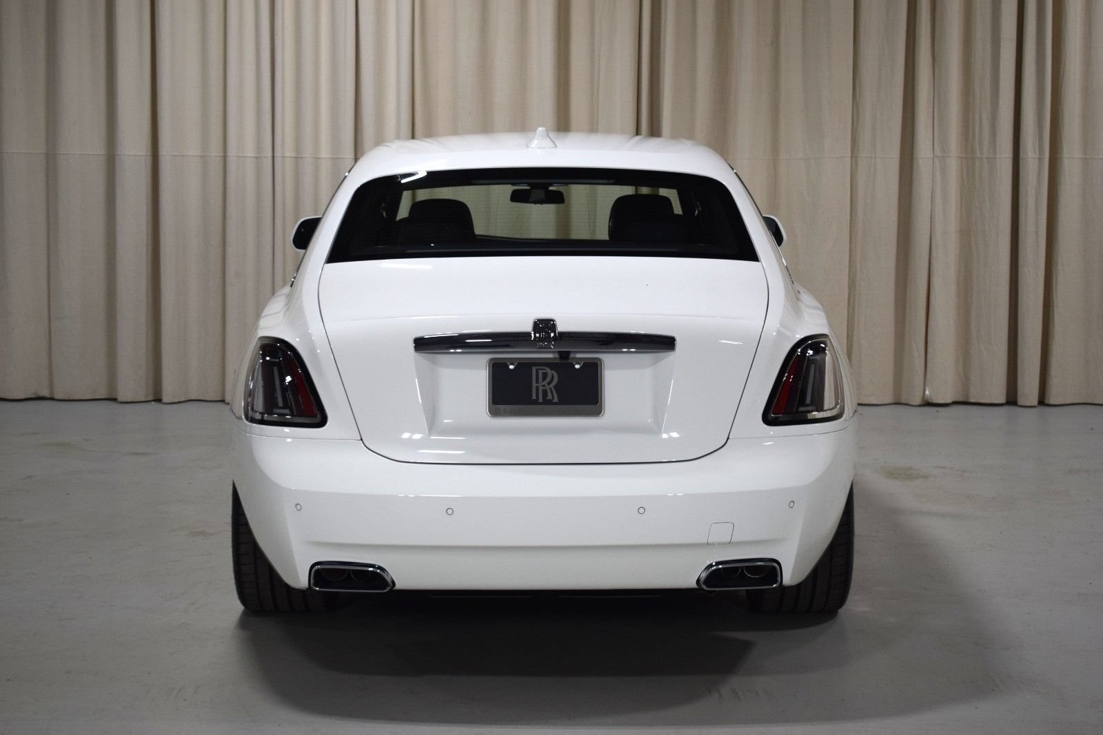 New 2026 Rolls-Royce Ghost Extended Wheelbase AWD/4WD image 10