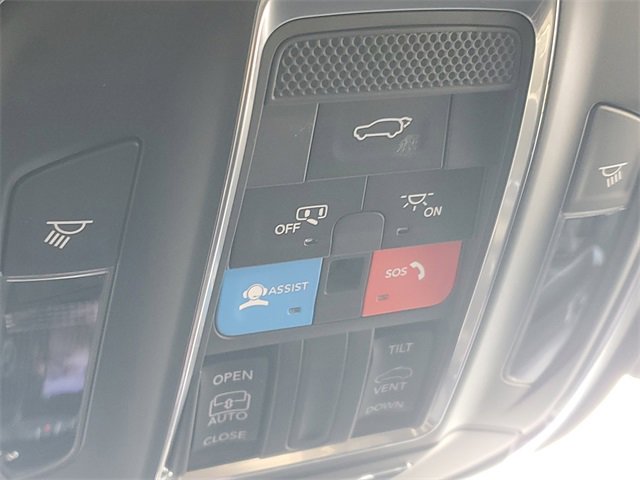 New 2025 Jeep Grand Cherokee L Altitude image 31