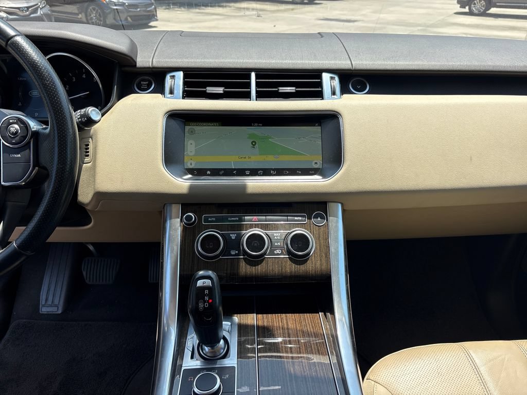 Used 2017 Land Rover Range Rover Sport SE AWD/4WD image 22