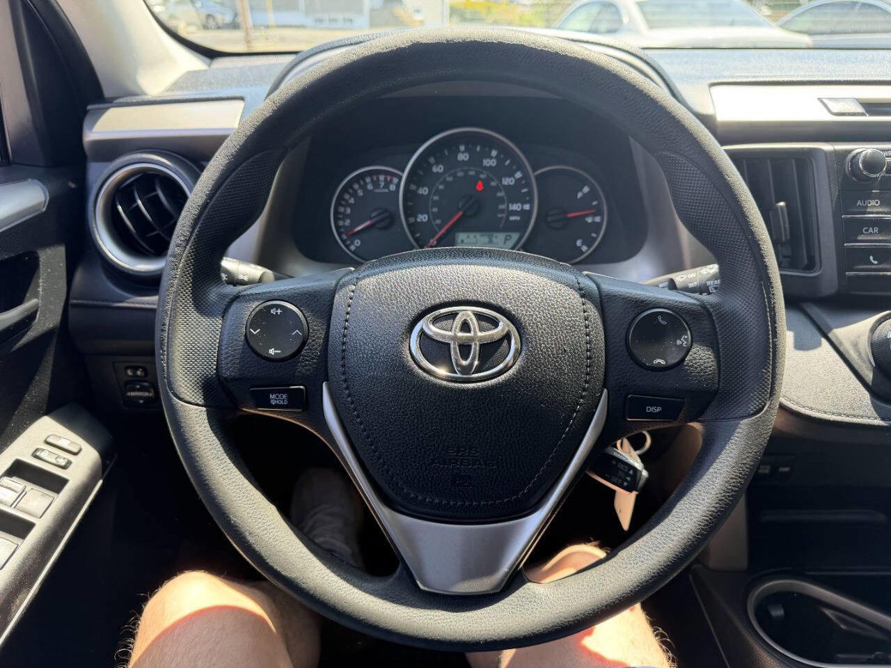 Used 2016 Toyota RAV4 LE AWD/4WD image 28