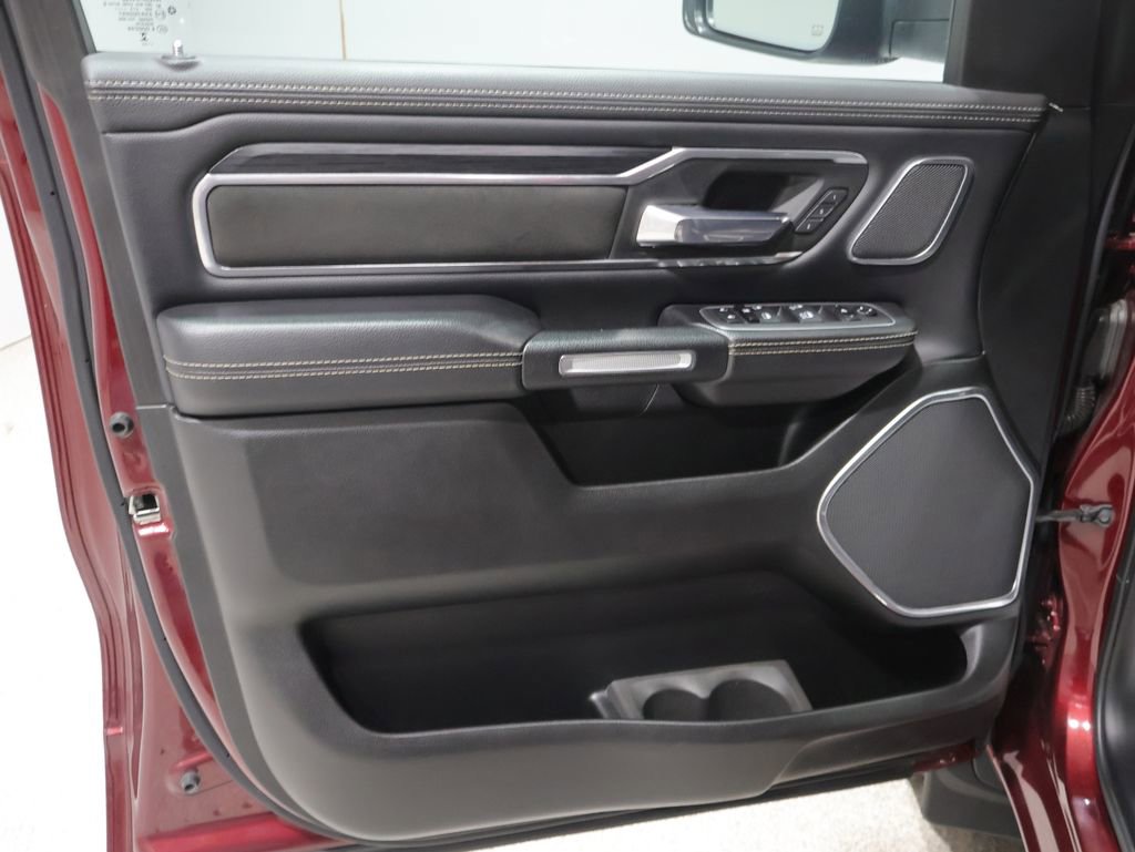 Used 2023 RAM 1500 Laramie AWD/4WD image 12